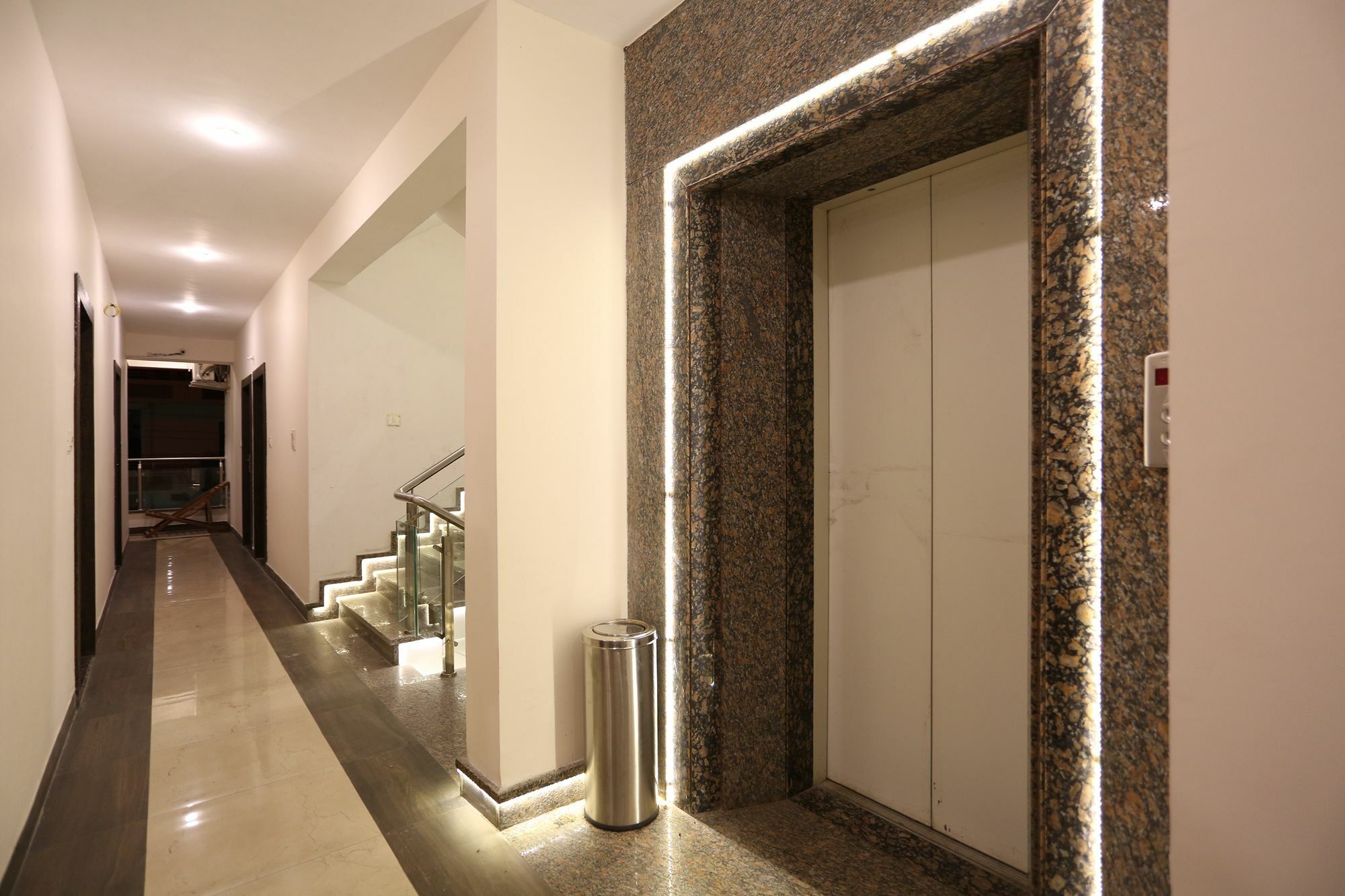 Oyo 9476 Hotel Mittal コーター エクステリア 写真